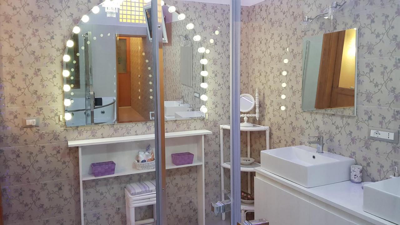 Amanda'S Dream Apartment ตารันโต ภายนอก รูปภาพ