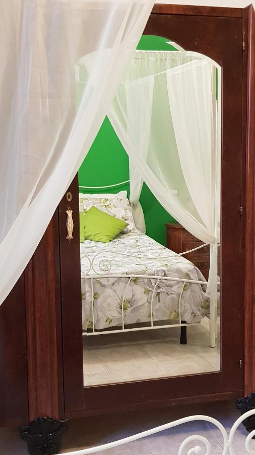 Amanda'S Dream Apartment ตารันโต ภายนอก รูปภาพ