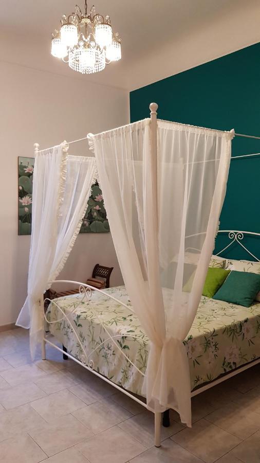 Amanda'S Dream Apartment ตารันโต ภายนอก รูปภาพ