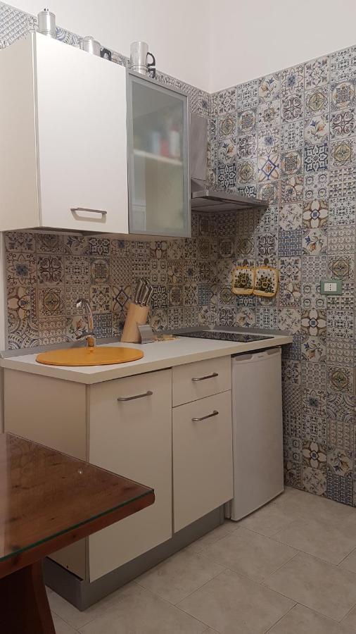 Amanda'S Dream Apartment ตารันโต ภายนอก รูปภาพ